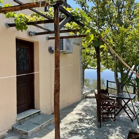 Location In Old Town * Alónnisos
