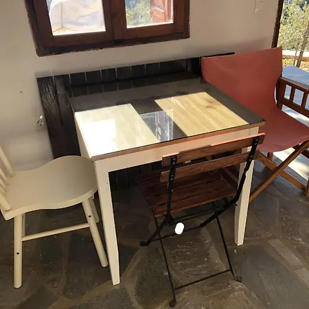 Location In Old Town Apartment *